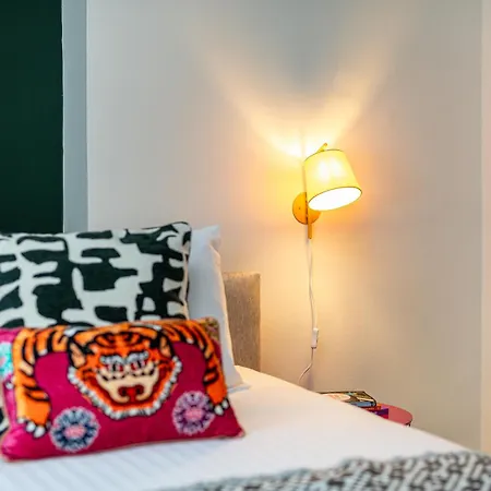 Lejlighed New Amazing Flat-2bedrooms-parking-by Fabaccommodation Bristol